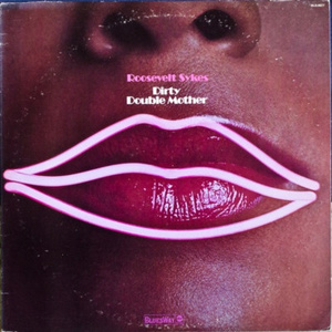 白胖肥妇污污污短视频免费观看下载
