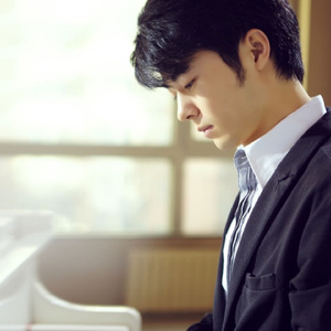 黄色三级电影片
